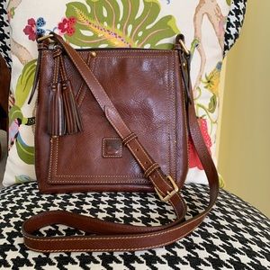 W/L 🌞 Dooney & Bourke Florentine Brown Crossbody